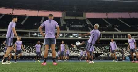 Botafogo Mira Três Posições-Chave No Mercado De Transferências: Veja Os Alvos Na Reta Final Botafogo Mira Três Posições-Chave No Mercado De Transferências: Veja Os Alvos Na Reta Final