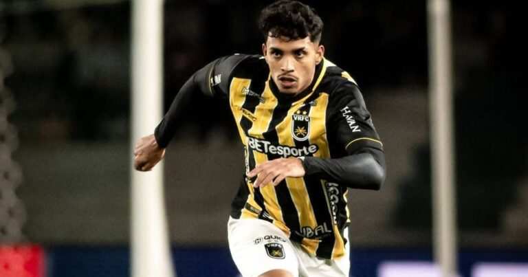 Gabriel Bahia É Regularizado No Botafogo Antes Do Anúncio E Liberado Para Estreia Imediata