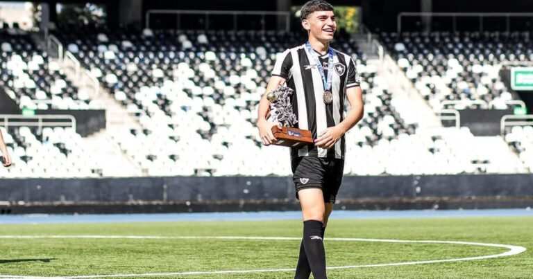 Henrique Simeone, Joia Do Botafogo, Conquista Vaga Na Seleção Mexicana Sub-18