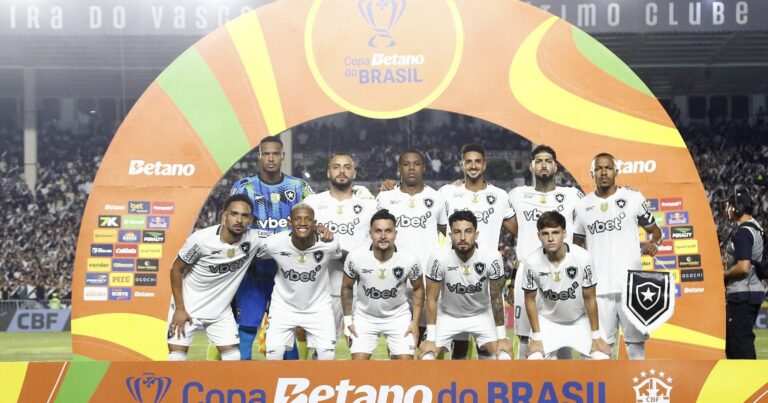 Lédio Carmona Destaca Desempenho Do Vasco E Cobra Postura Do Botafogo: &Quot;Elenco Permite Mais Ambição&Quot;