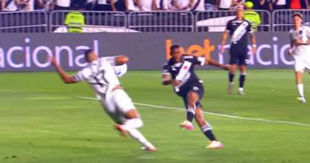 Polêmica No Vasco X Botafogo: Cbf Afirma Que Lance De Marlon Freitas Não Foi Pênalti - Braço Recolhido Não Ampliou Área Corporal
