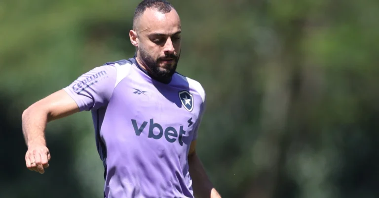 Arthur Cabral Segue Lesionado E Desfalca Botafogo Contra Mirassol; Veja Escalação Confirmada E Detalhes Das Ausências