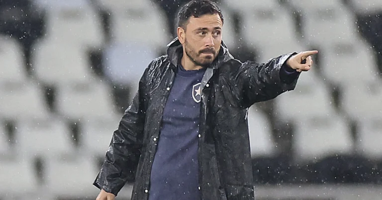 Botafogo Sofre Novo Gol Em Cobrança De Lateral E Ancelotti Aponta Falha Defensiva: &Quot;Falta Concentração&Quot;