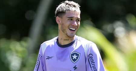 Botafogo Define Titulares Ponte E Danilo Para Clássico Contra Vasco; Dúvida Persiste No Ataque Direito