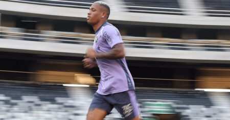 Danilo Tem Desconforto Muscular, Mas Botafogo Relaciona Volante Para Clássico Contra Vasco Na Copa Do Brasil