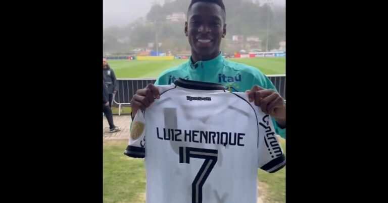 Luiz Henrique, Pantera Do Botafogo, Emociona Ao Receber Camisa Aura90: &Quot;Meu Coração É Alvinegro!&Quot;